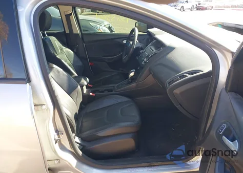 2016 Ford Focus Se из США, поврежденный, VIN 1FADP3K23GL312129